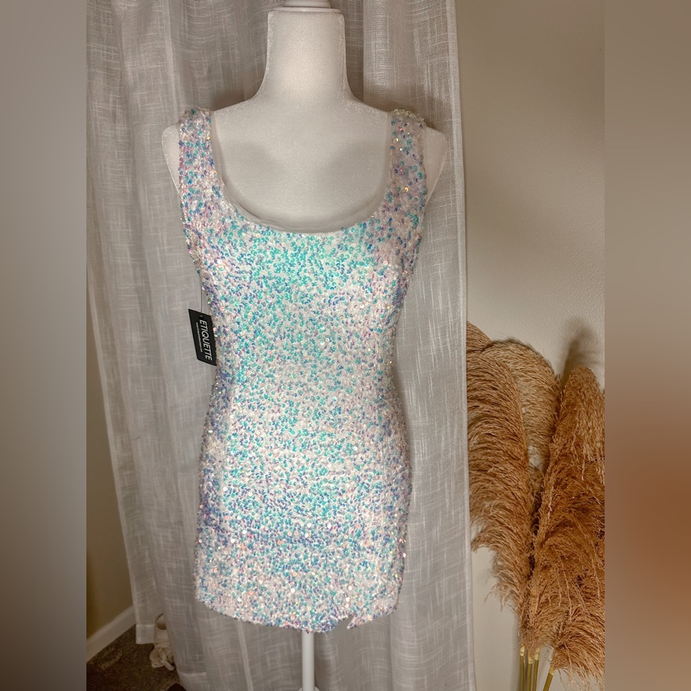 ✨ White Iridescent Sequin Sparkle Dress ✨